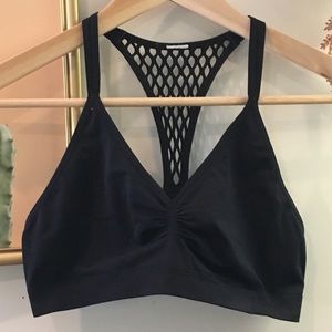 Fabletics Devore Seamless Sports Bra